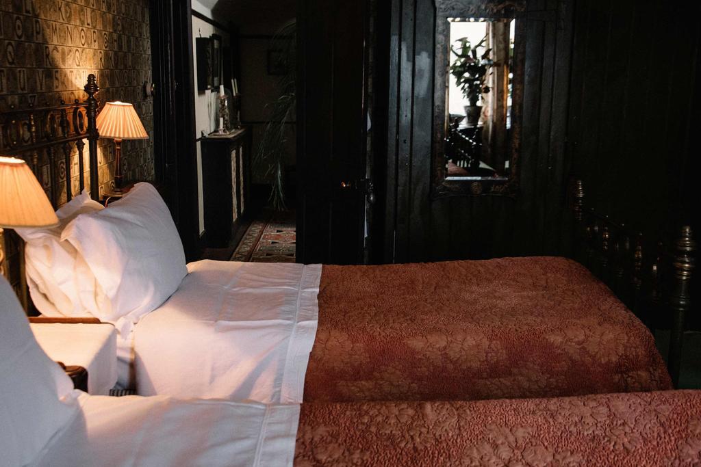 St Benedict - Victorian Bed And Breakfast Hastings Exteriér fotografie